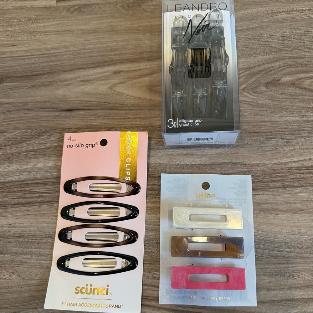 NWT Scunci & Leandro Limited Hair Clips